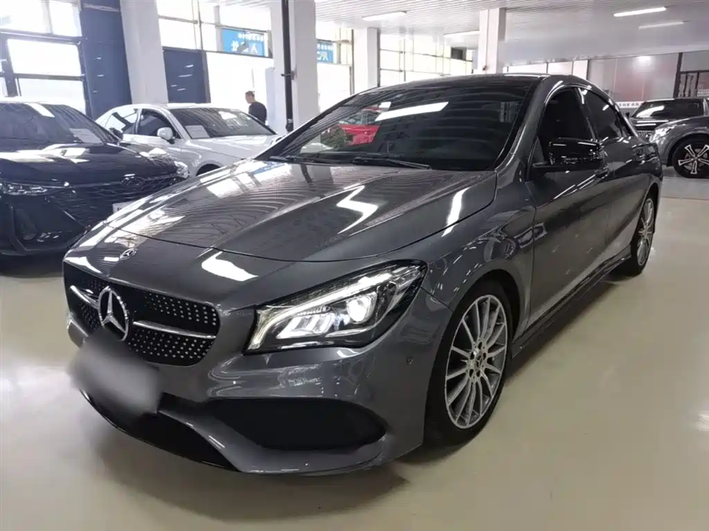 Mercedes-Benz CLA (Import) 2018 CLA 220 4MATIC фото 2
