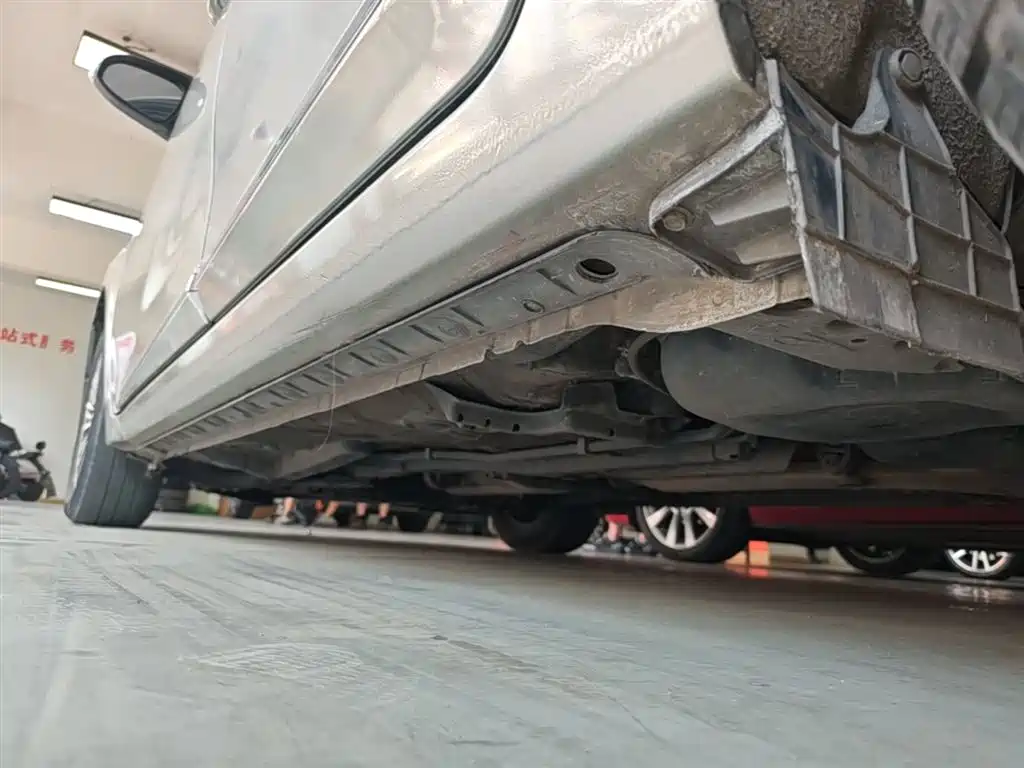 Toyota Corolla 2017 Facelift 1.2T S-CVT GL-i фото 22