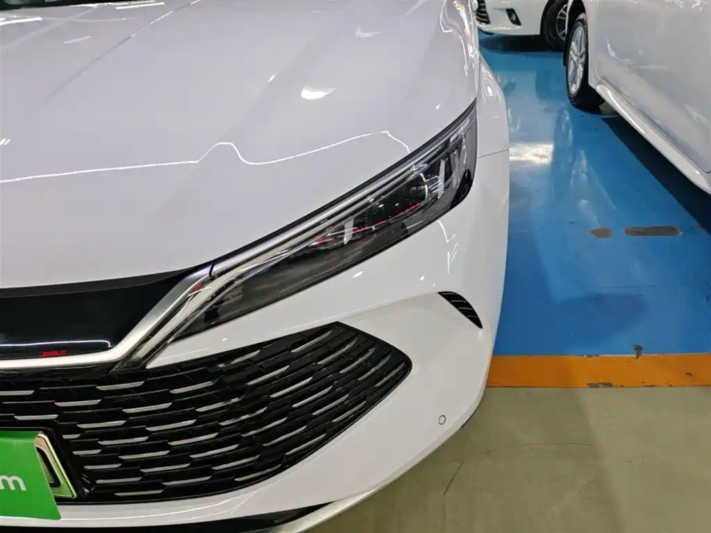 BYD Qin L 2024 DM-i 80KM Superior фото 24