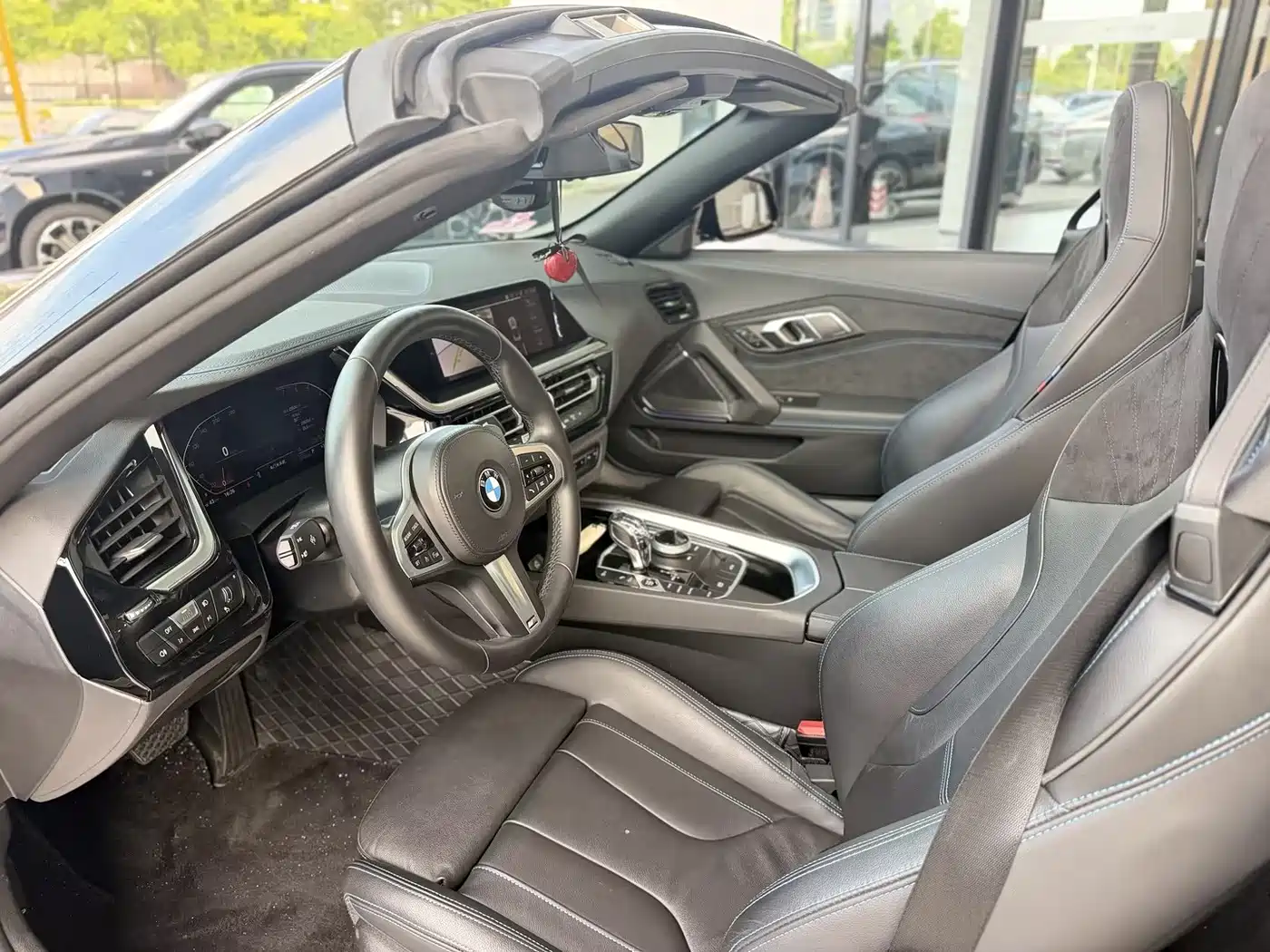 BMW Z4 2024 2023 sDrive 25i M Sport Package