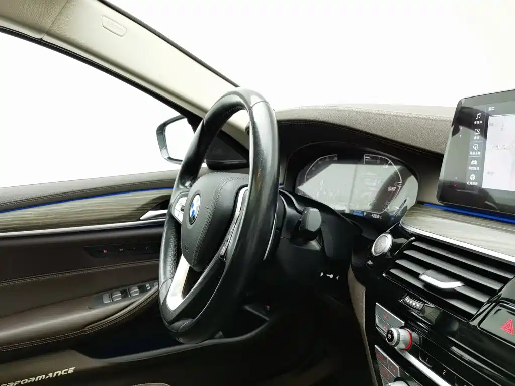 Photo 22 - BMW 5 Series