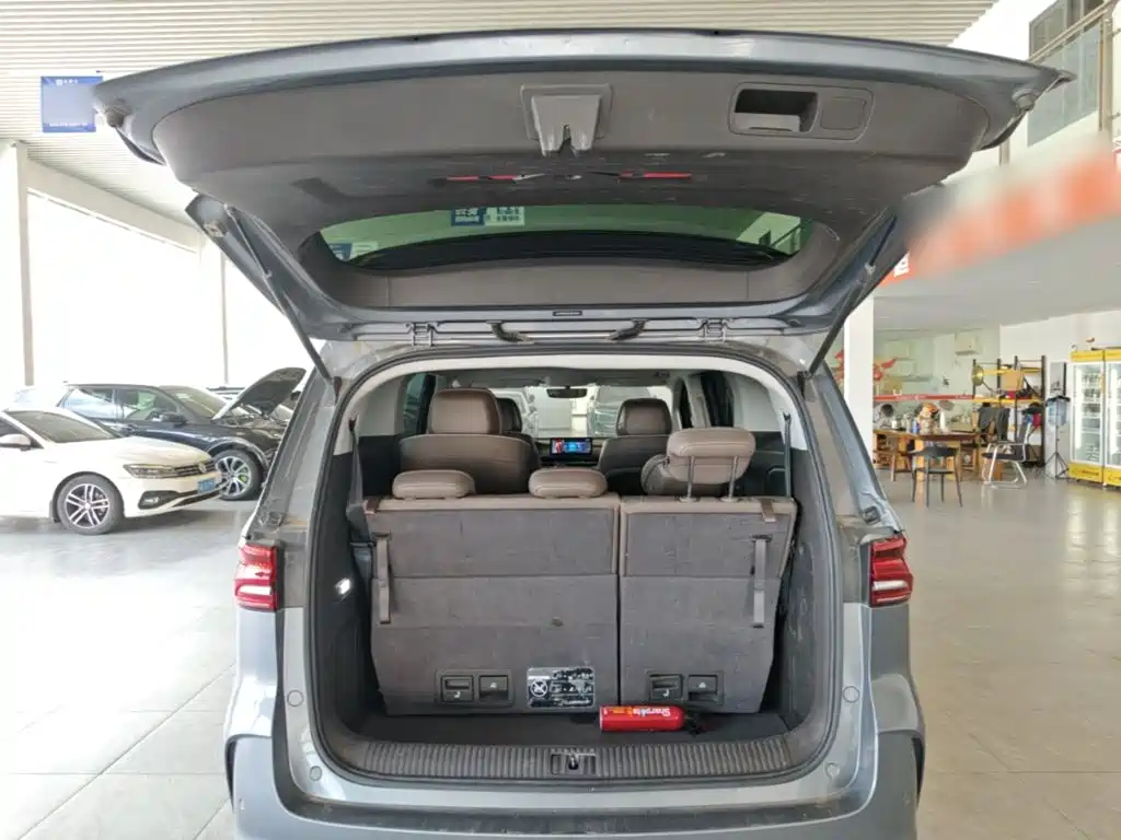 Roewe iMAX8 2024 2023 400TGI Comfort Edition