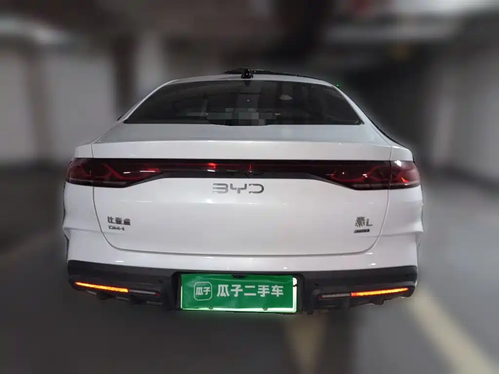 BYD Qin L 2025 DM-i Smart Drive Edition 80KM Leading фото 4