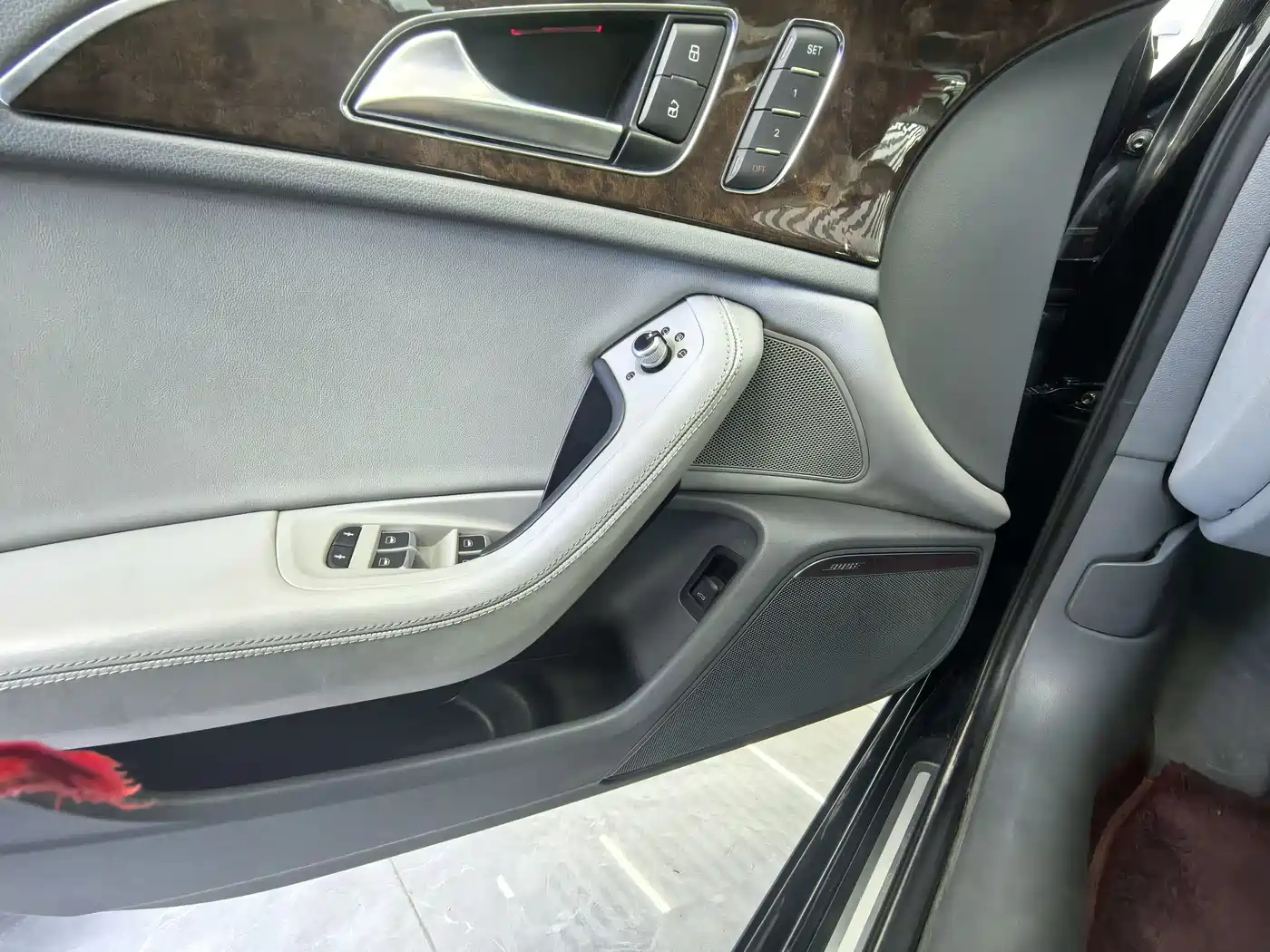 Photo 5 - Audi A6L