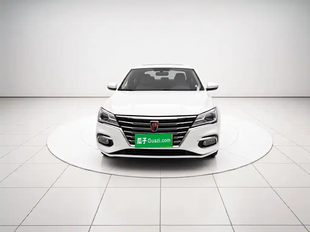 Фото 2 - Roewe i5