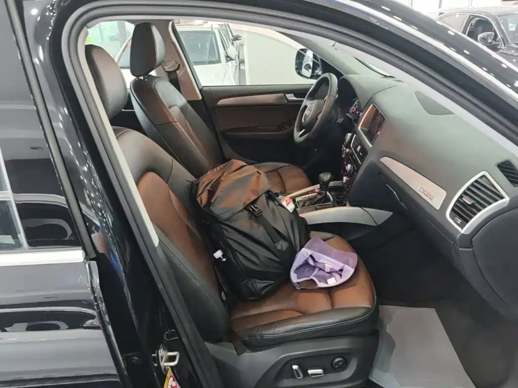 Audi Q5 2018 2017 Plus 40 TFSI Progressive