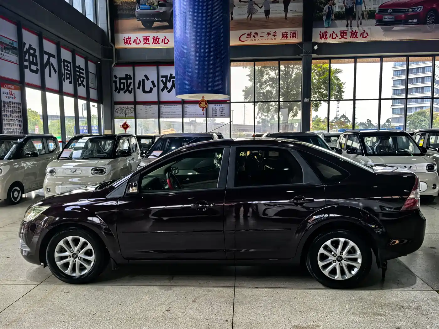 Ford Focus 2011 2011 Sedan 1.8L Automatic Fashion