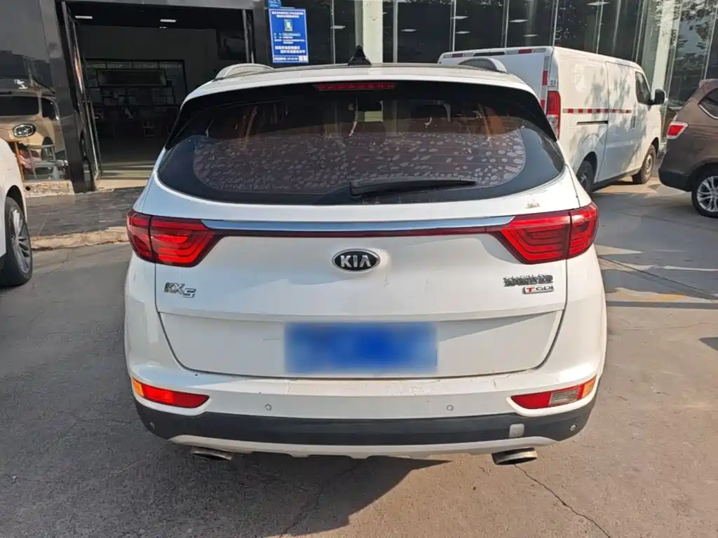 Фото 6 - Kia KX5