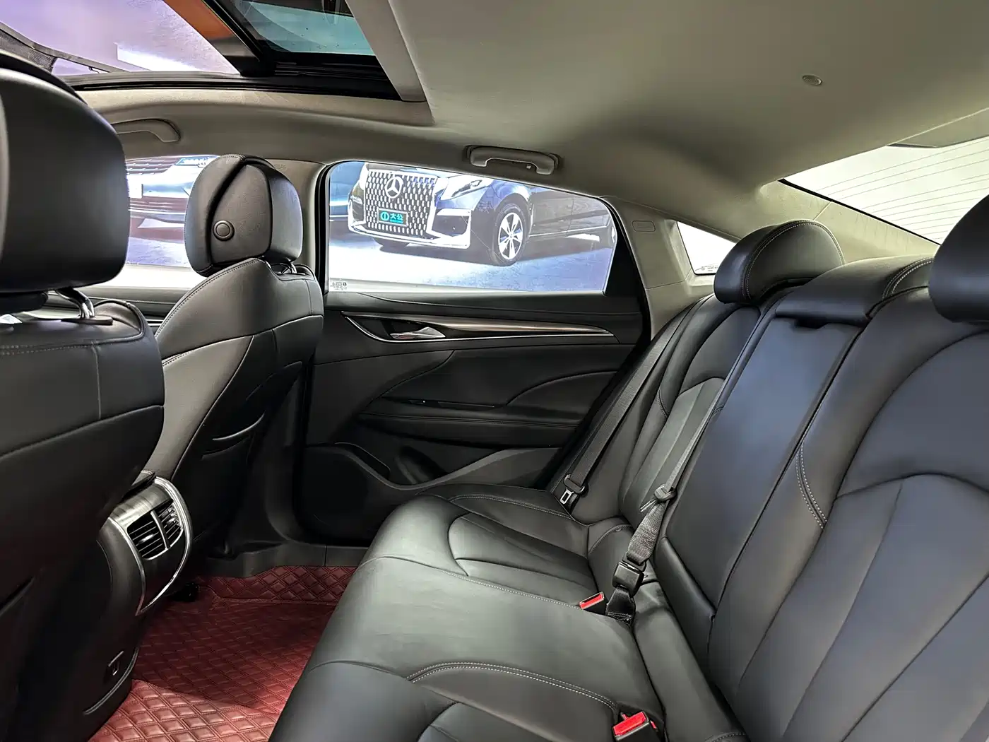 Buick LaCrosse 2016 Facelift 28T Elite фото 25