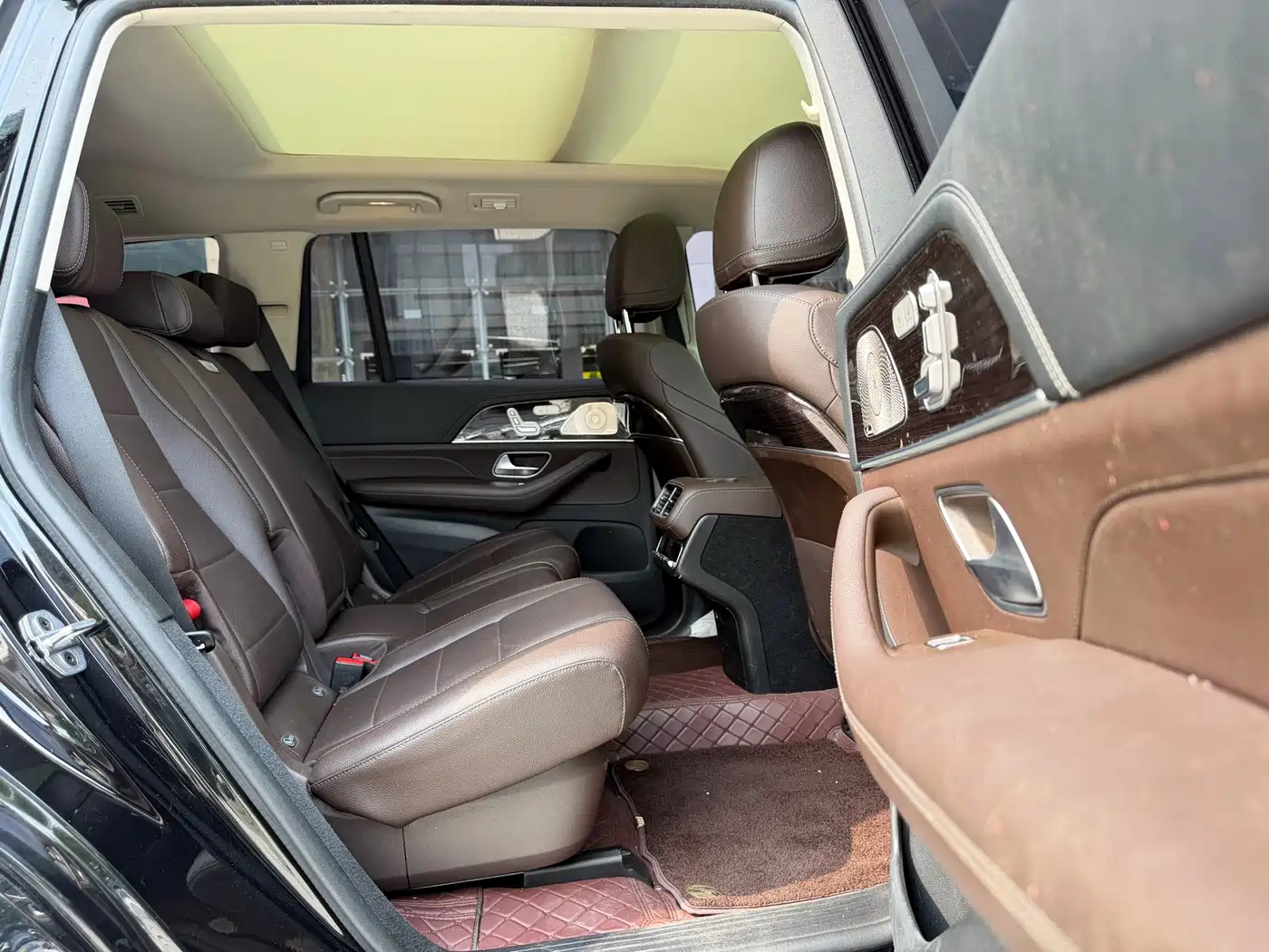Фото 9 - Mercedes-Benz GLS