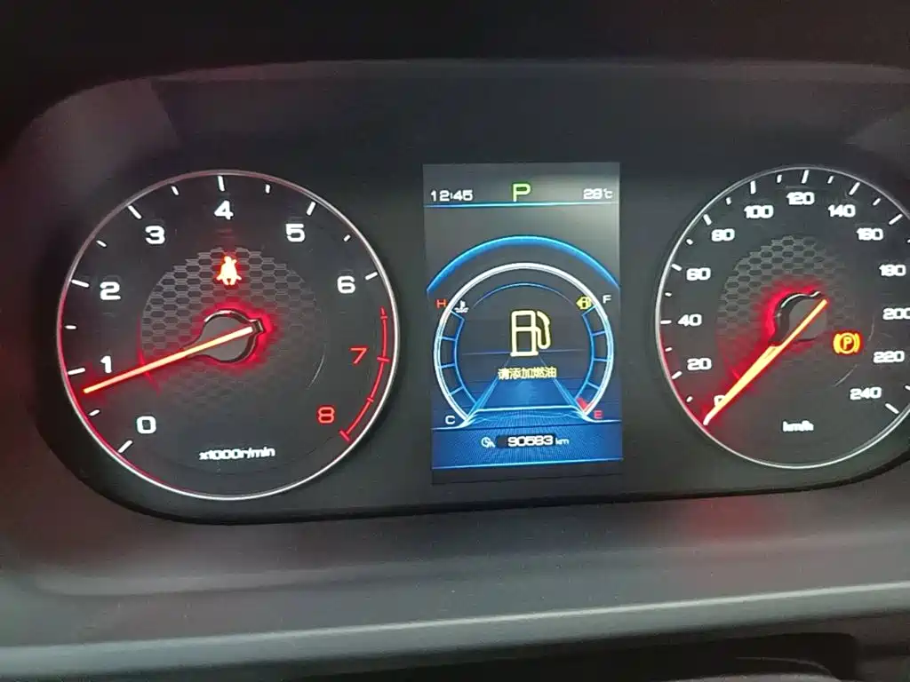 BYD Tang 2019 2019 2.0T Automatic Smart Connect Luxury 5-seater China VI