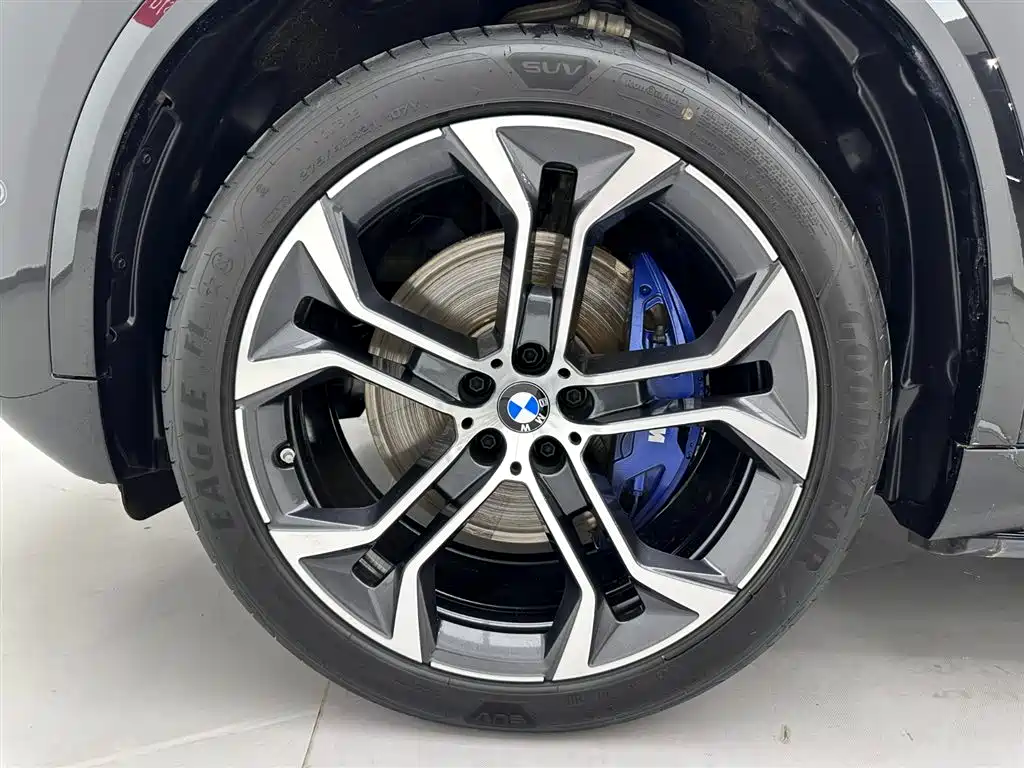BMW X5 2026 xDrive 40Li M Sport Night Edition Package фото 32