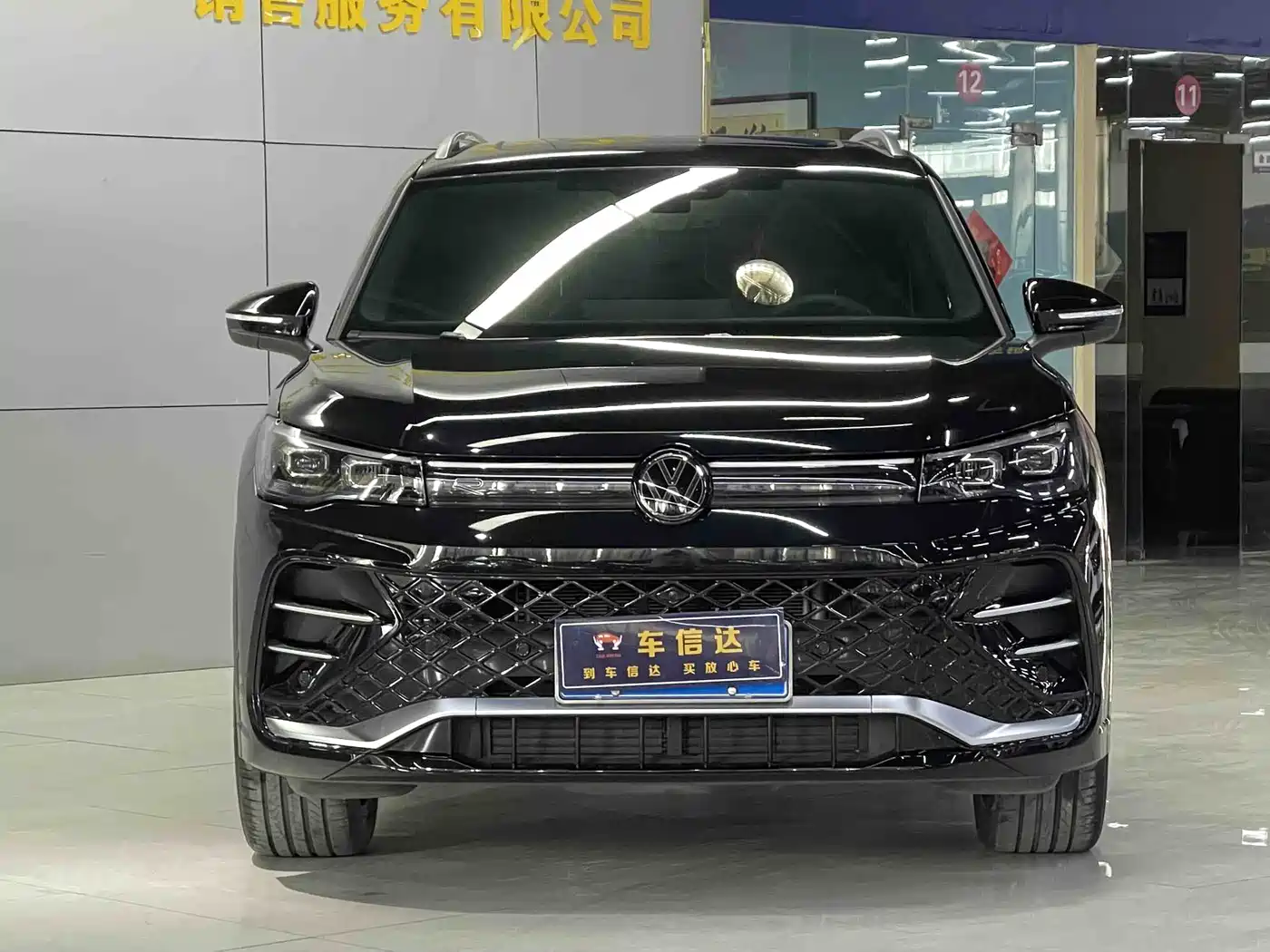 Volkswagen Tiguan L 2024 PRO 330TSI 2WD Intelligent Leader Edition фото 3