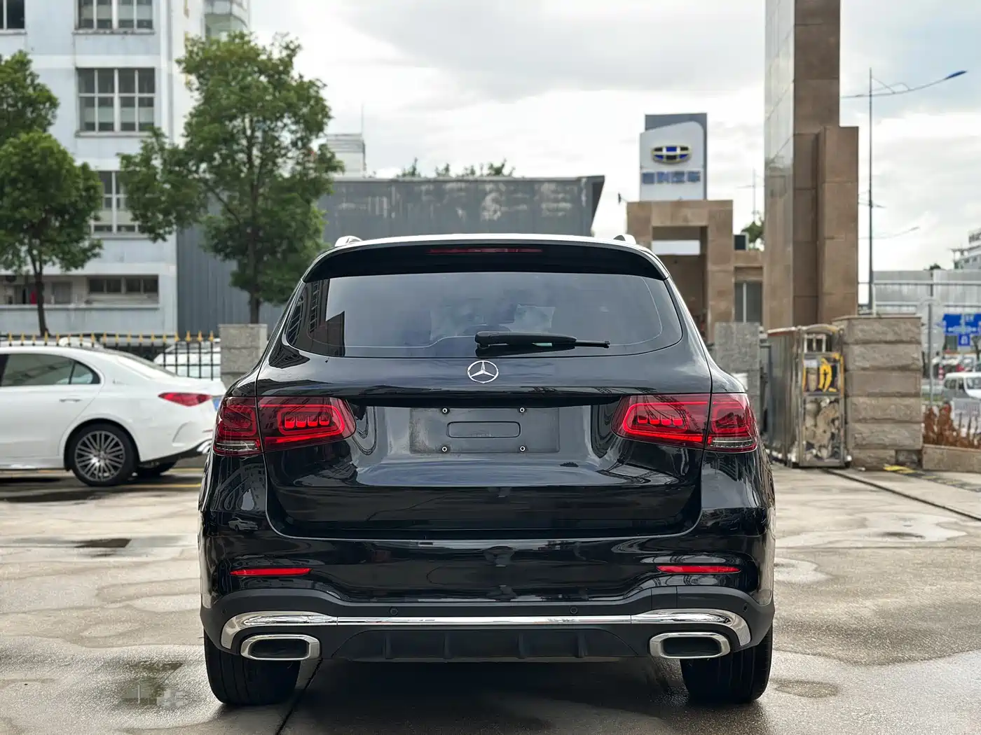 Mercedes-Benz GLC 2021 GLC 260 L 4MATIC Sporty фото 5