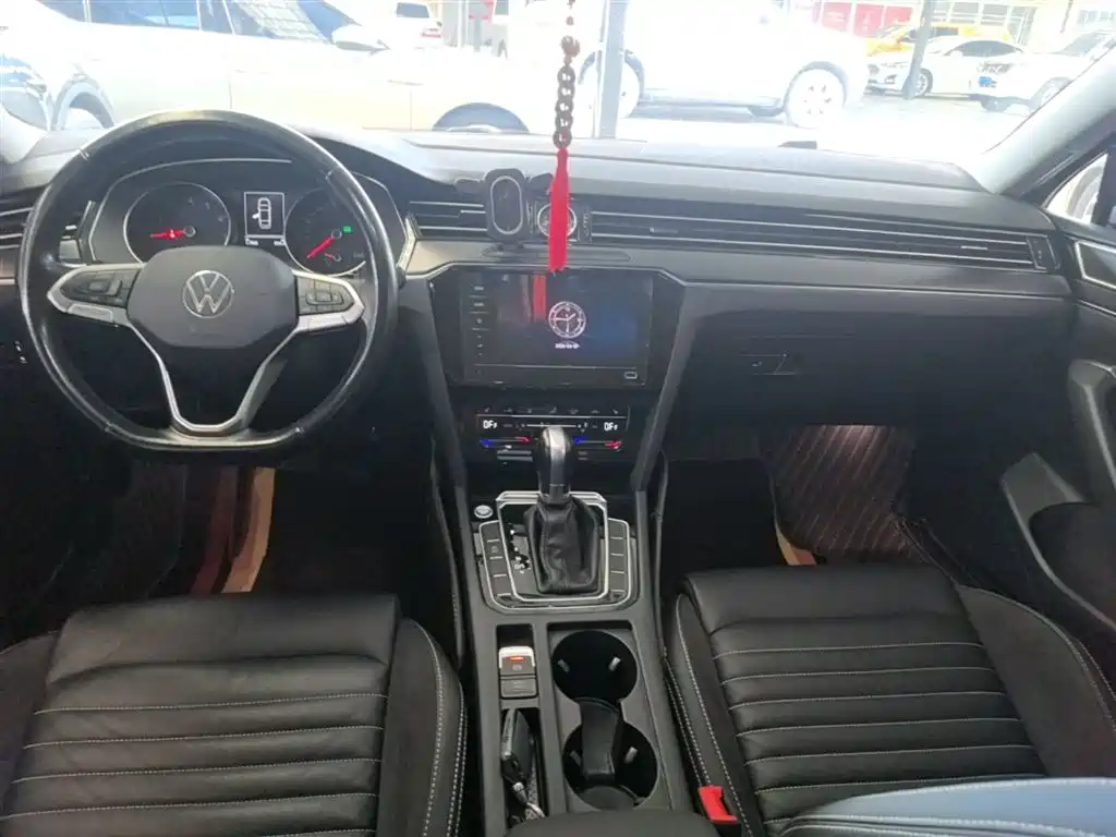 Volkswagen Magotan 2020 330TSI DSG Leading фото 10