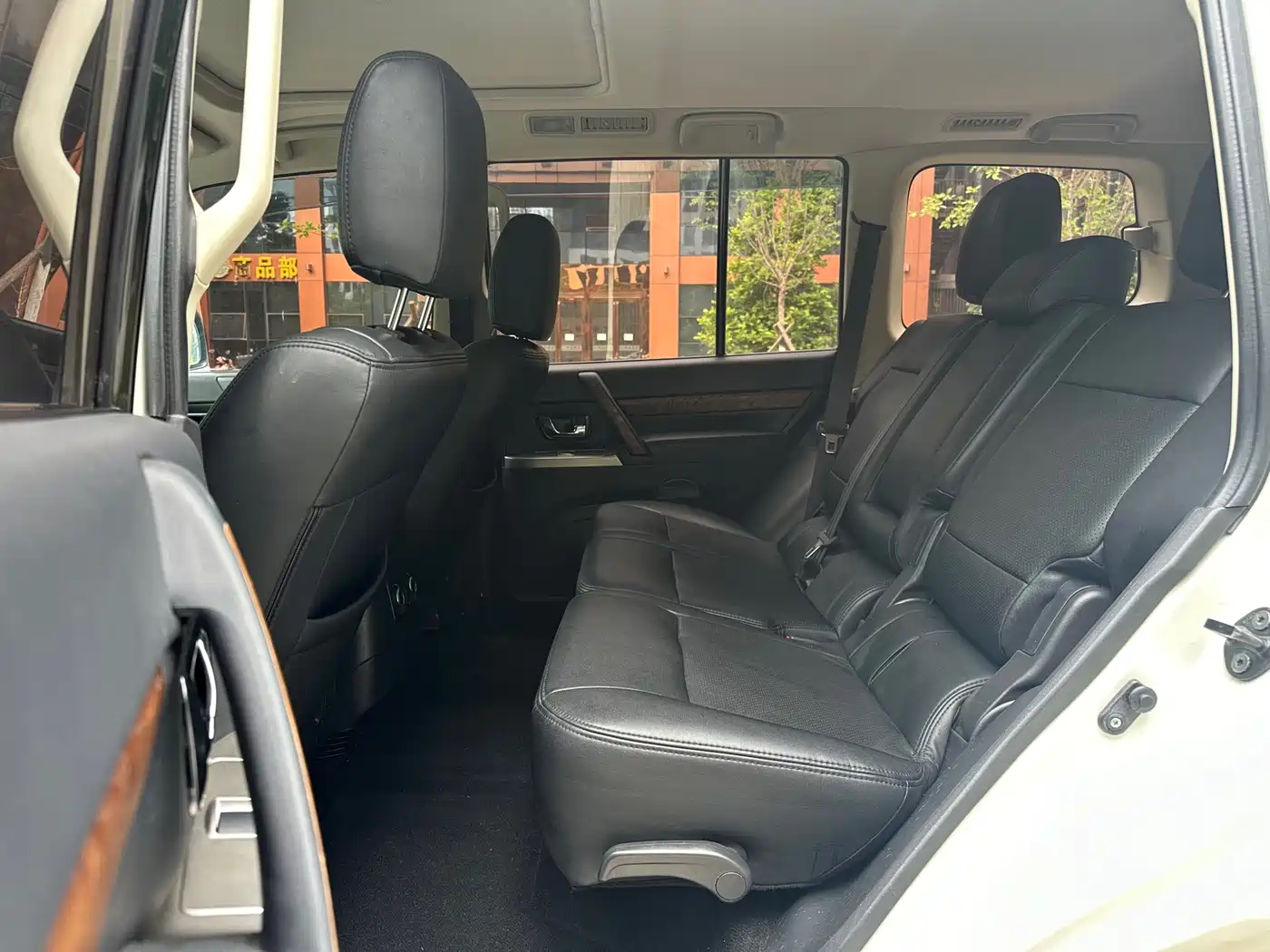 Mitsubishi Pajero (Import) 2019 3.0L Auto Standard Version фото 12