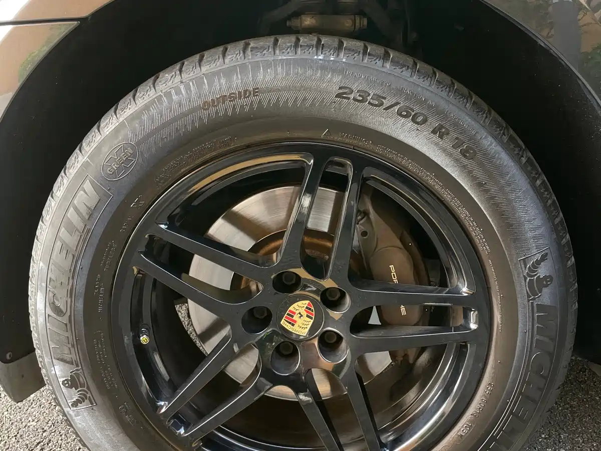 Porsche Macan 2018 Macan 2.0T фото 13