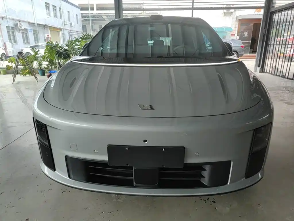 Li Auto i6 2025 2025 2WD Base Model