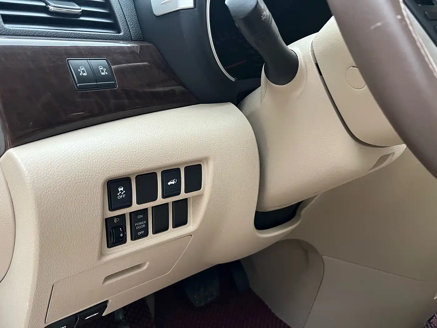 Nissan Quest 2013 3.5L SL фото 17