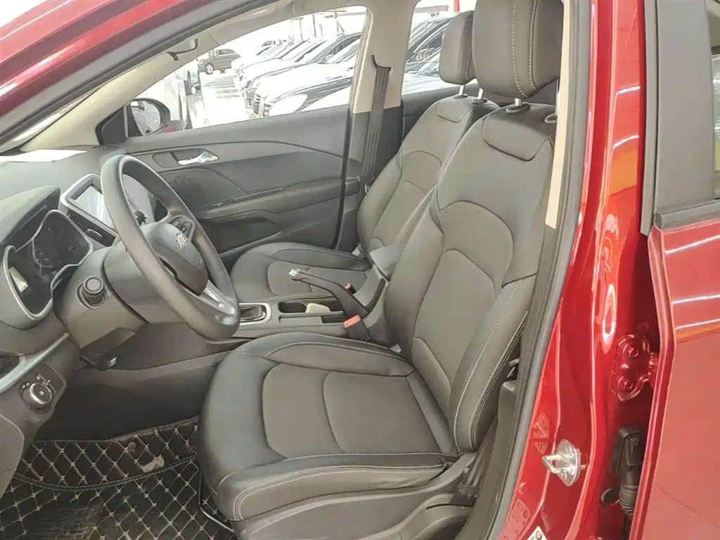 Chevrolet Cavalier 2019 320 Automatic Joy Edition фото 15
