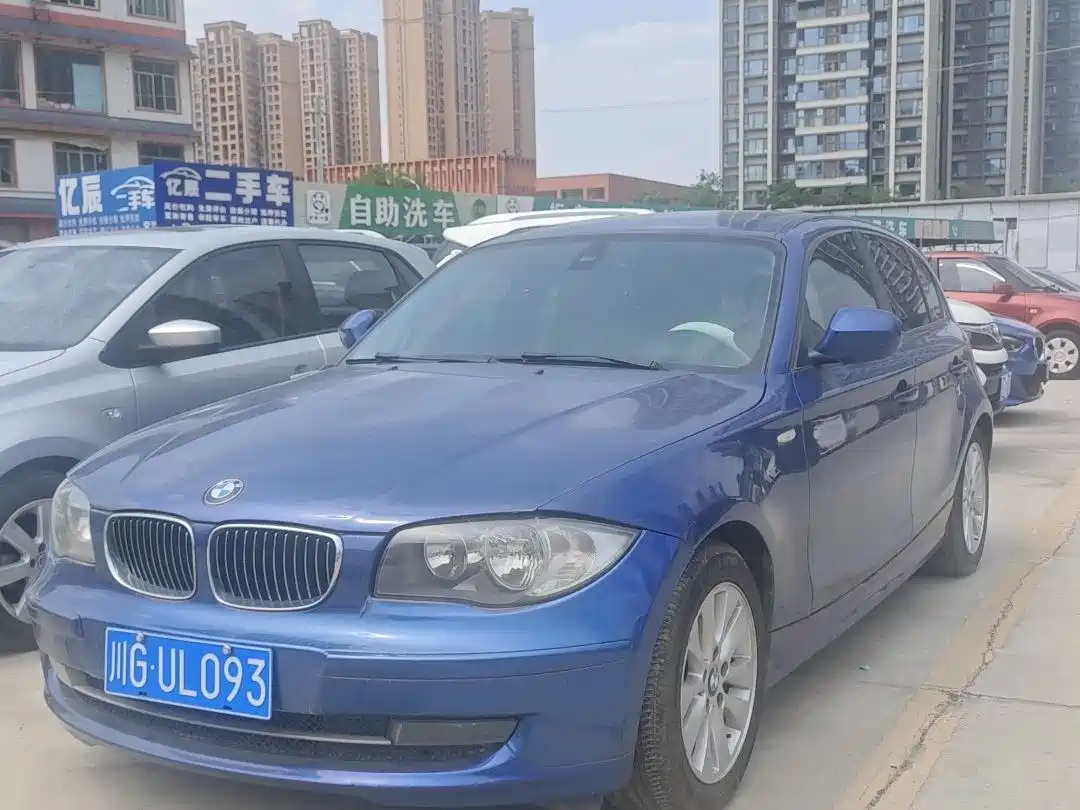 BMW 1 Series (Import) 2010 120i Sport Limited Edition фото 2
