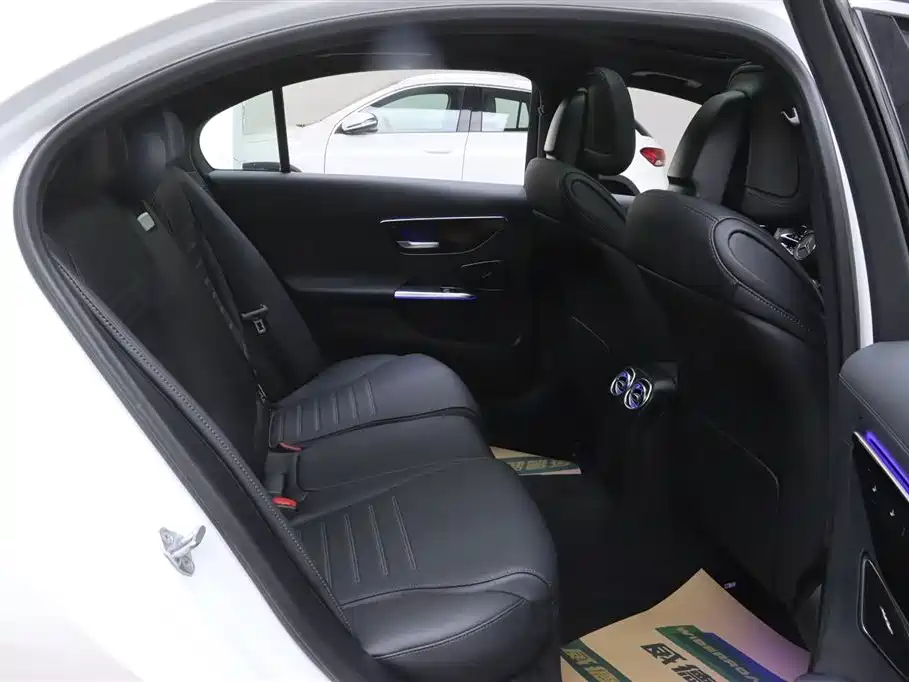 Mercedes-Benz C-Class 2023 Facelift C 260 L фото 16