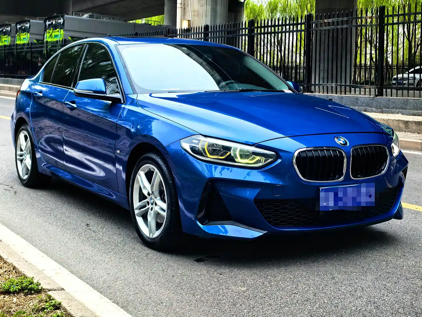 BMW 1 Series 2019 118i M Sport Package фото 2