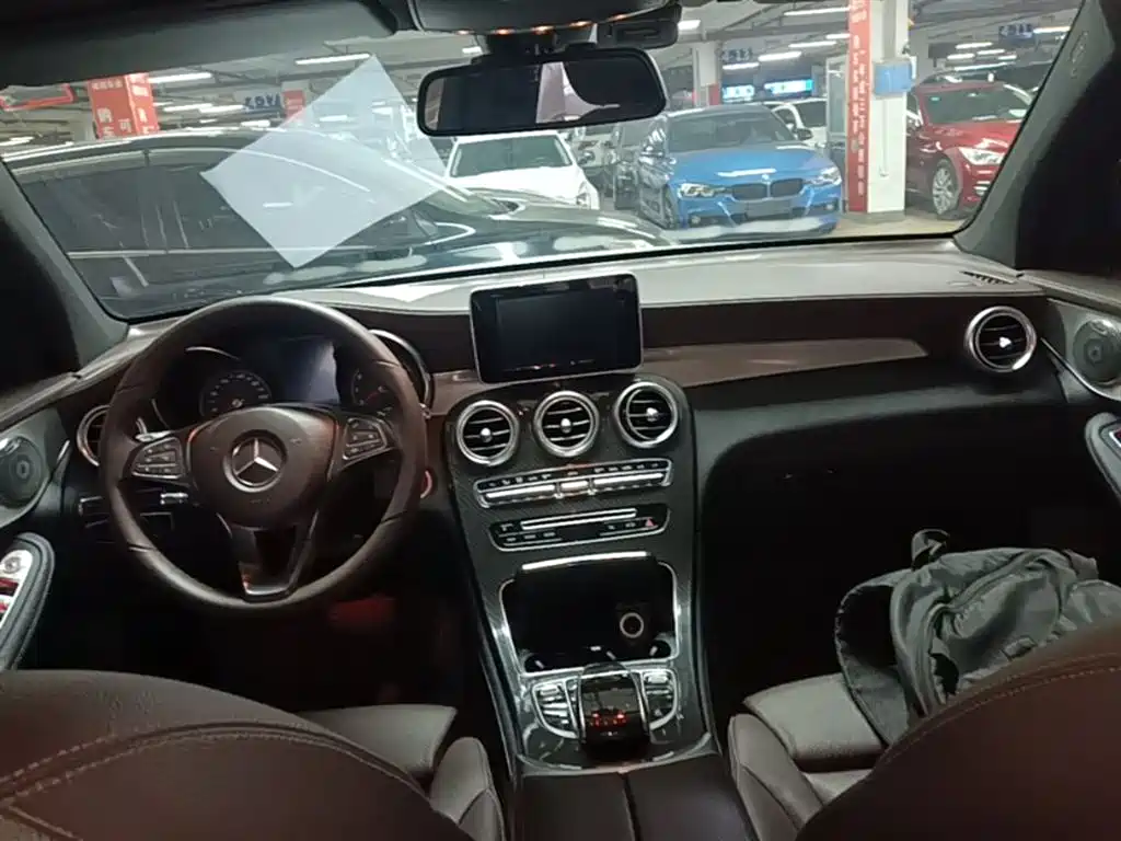 Mercedes-Benz GLC 2016 GLC 200 4MATIC фото 10