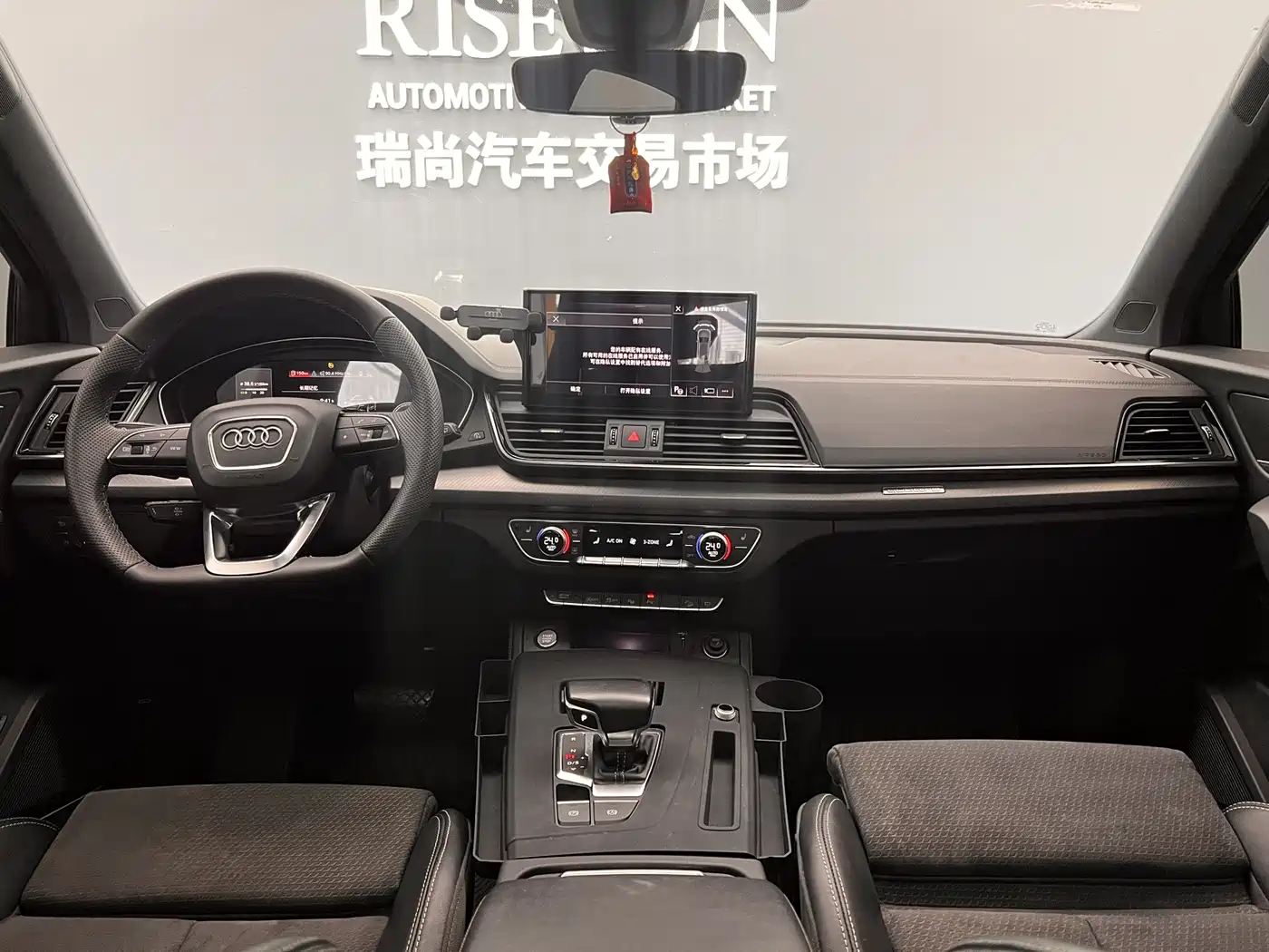 Audi Q5L Sportback 2022 2022 40 TFSI Luxury