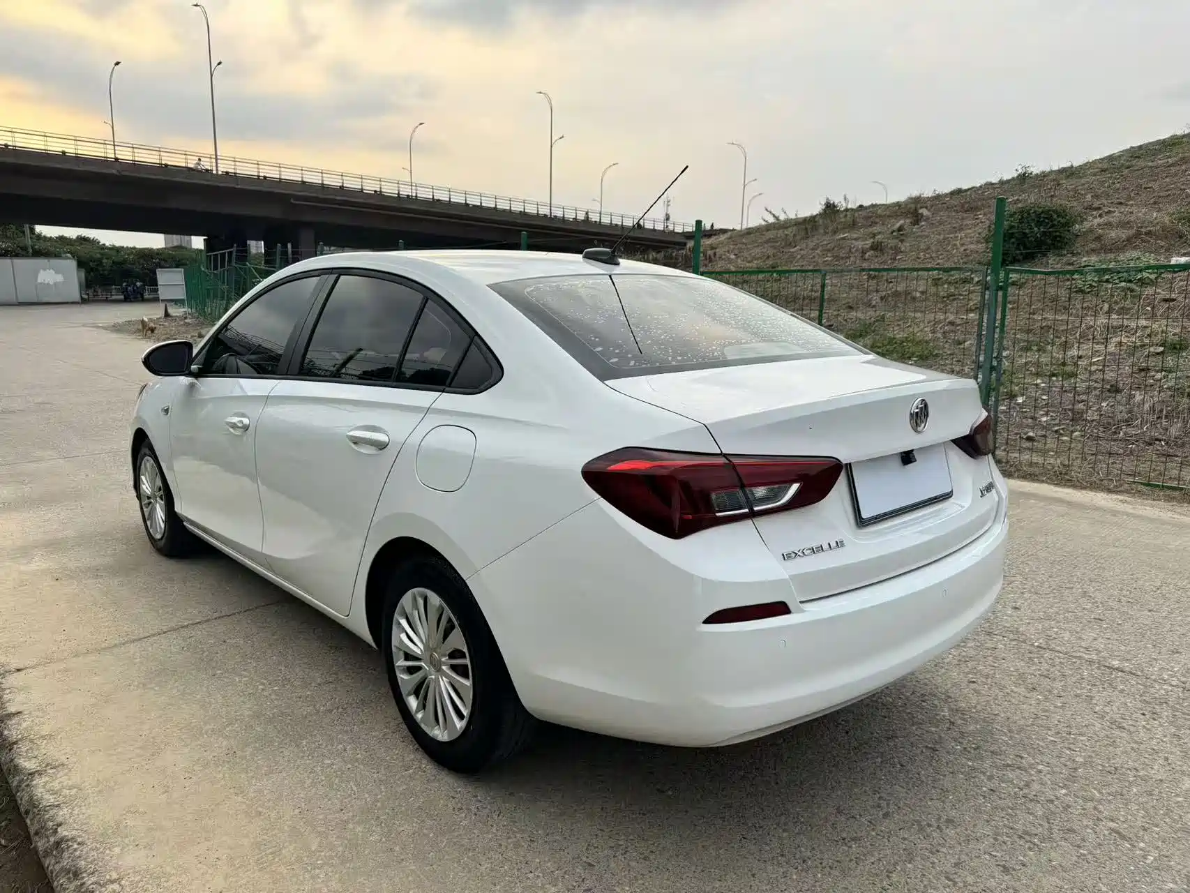Фото 4 - Buick Excelle