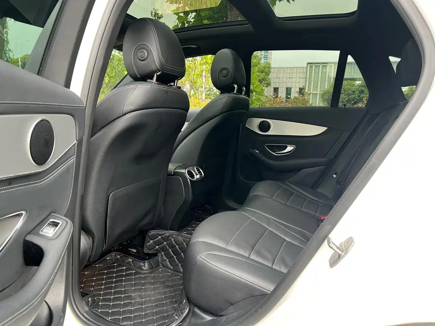 Mercedes-Benz GLC 2017 GLC 200 4MATIC фото 7