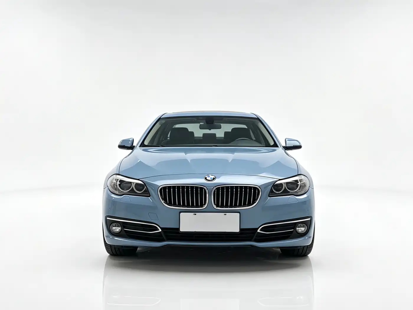 BMW 5 Series 2014 525Li Luxury Design Package фото 4