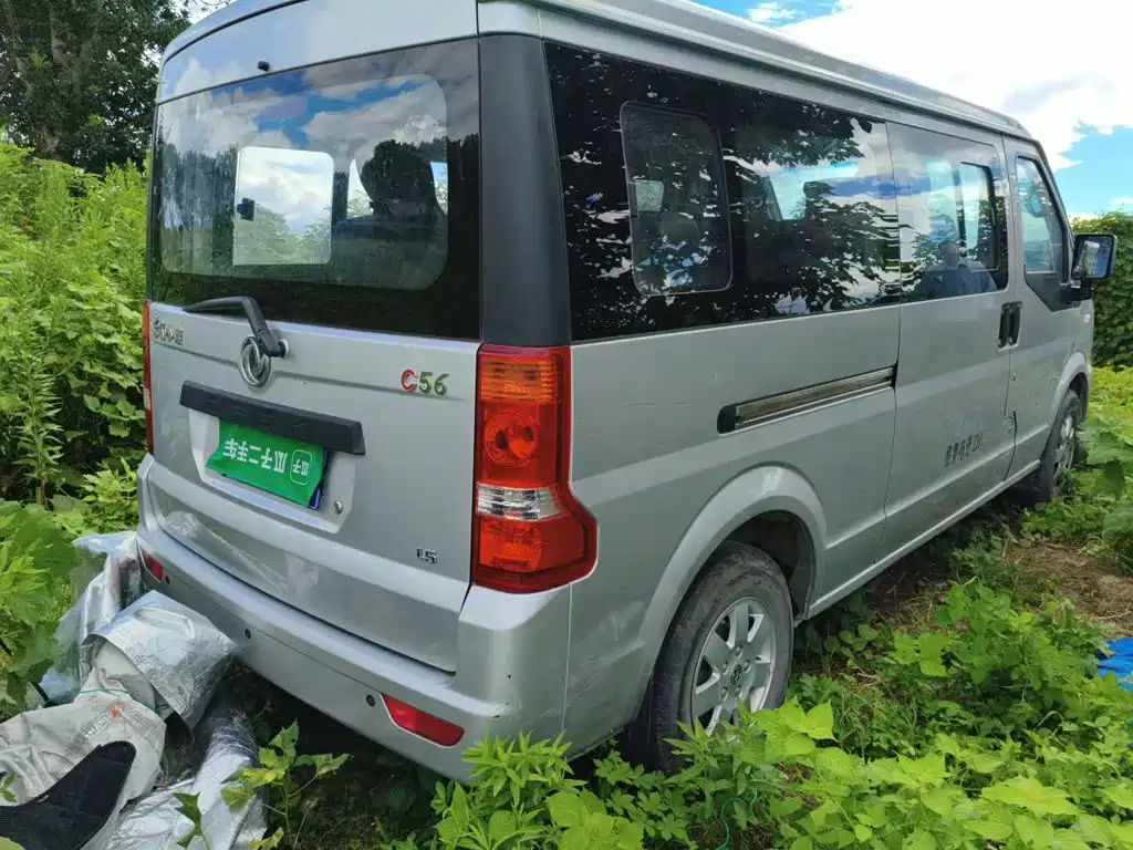 Dongfeng Xiaokang C56 2021 2020 1.5L Luxury I DK15C