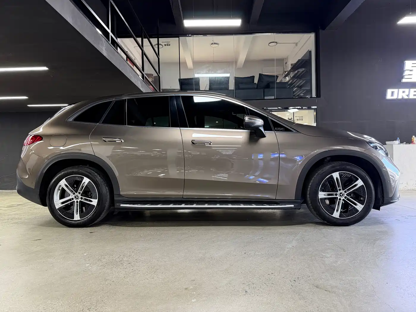 Mercedes-Benz EQE SUV 2023 2023 350 4MATIC Pioneer Edition