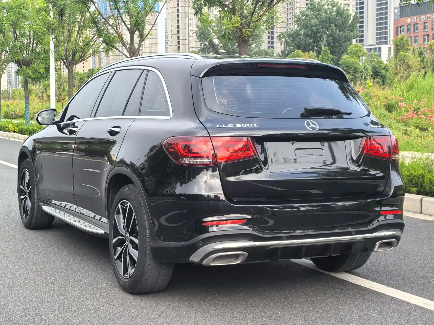 Mercedes-Benz GLC 2021 GLC 300 L 4MATIC Sporty фото 21