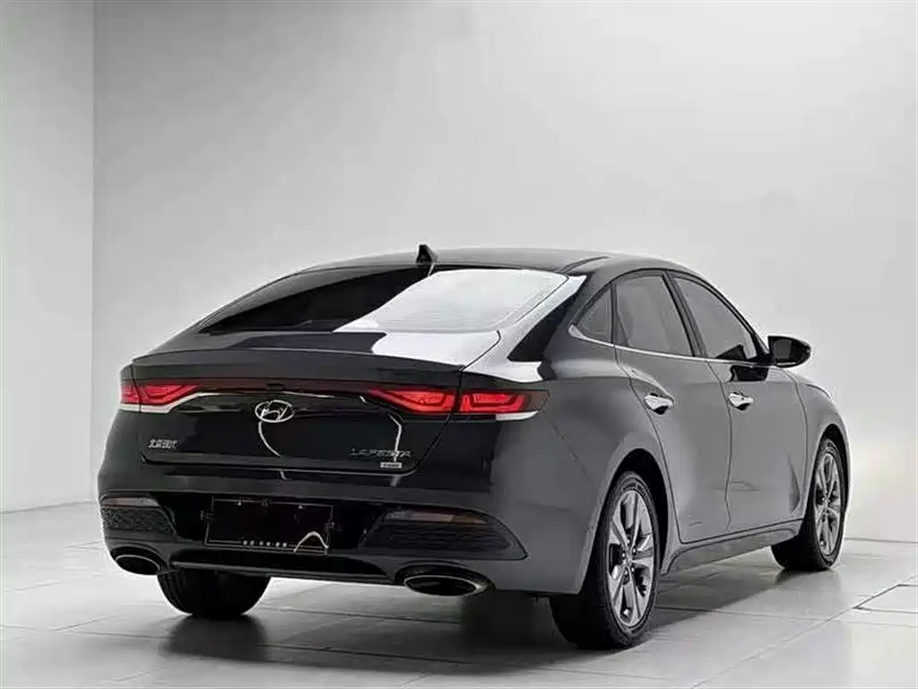 Hyundai Fista 2019 280TGDi Smart Speed Edition China VI фото 7