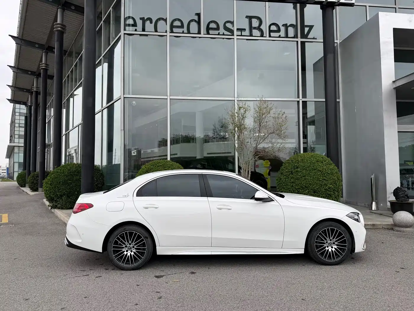 Mercedes-Benz C-Class 2023 C 200 L Sport фото 7