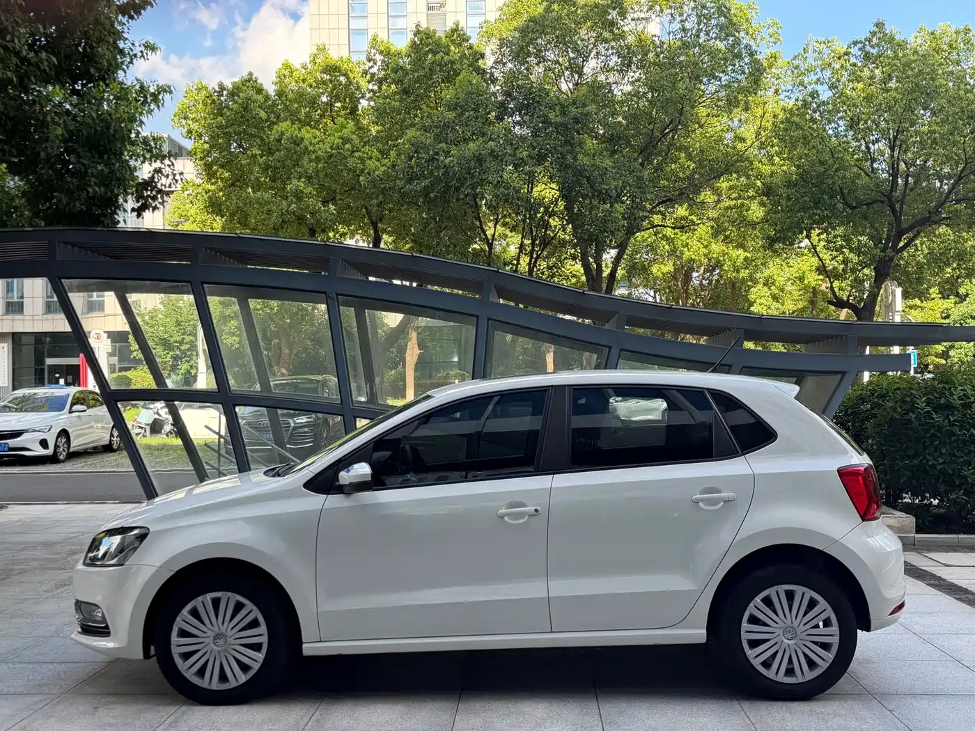 Фото 6 - Volkswagen Polo