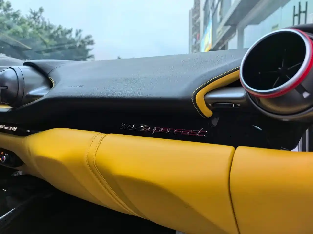 Ferrari 812 2018 2017 6.5L Superfast