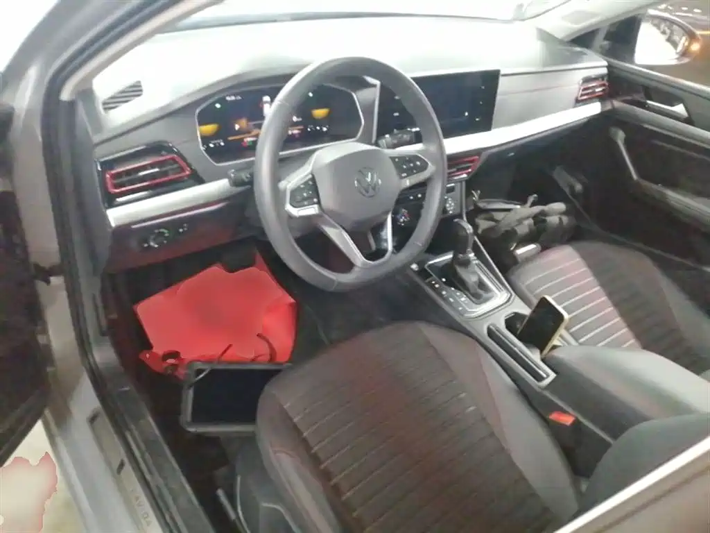 Volkswagen Lavida 2023 300TSI DSG Starlight Full Comfort Edition фото 10