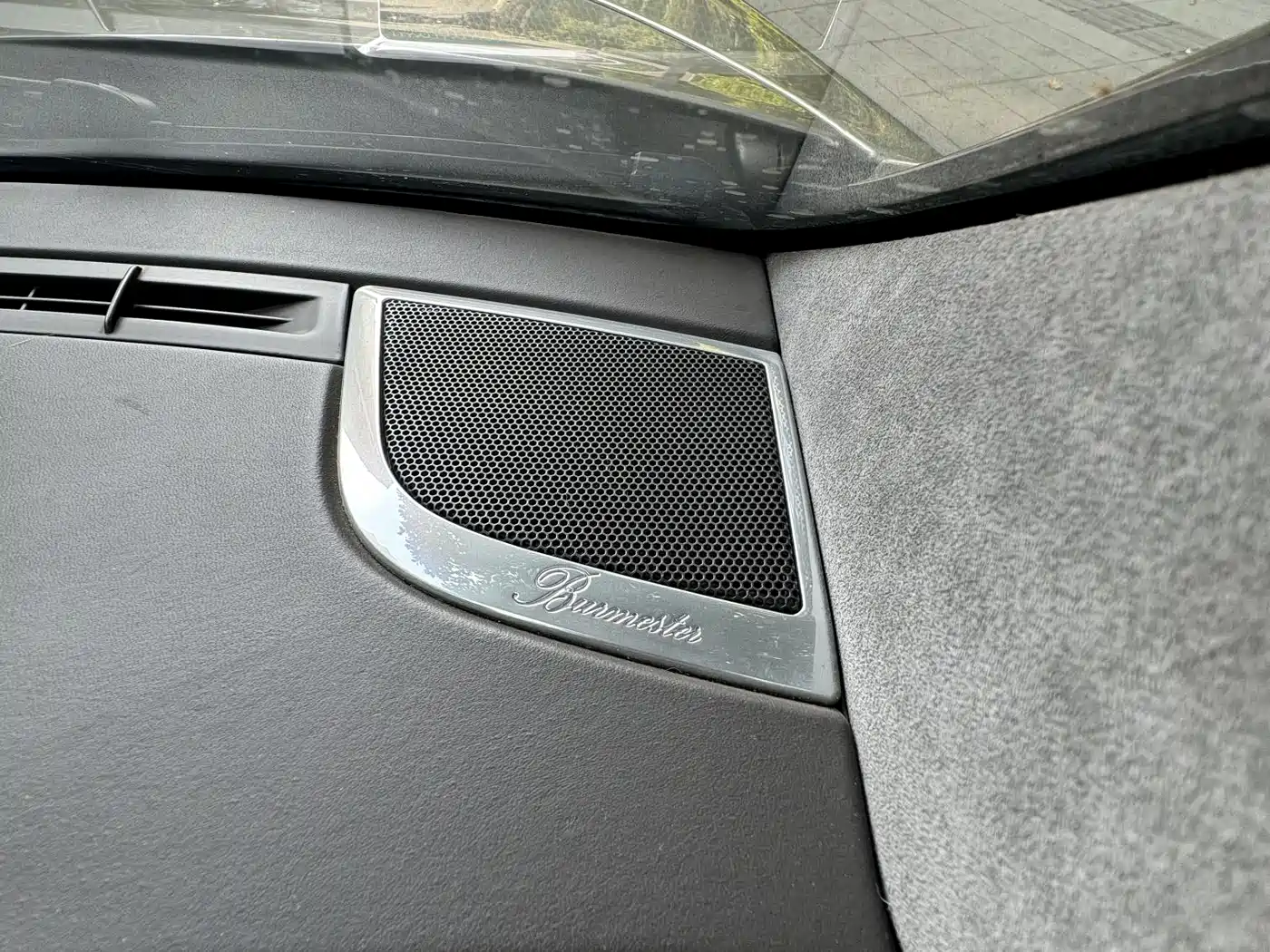Porsche Panamera 2010 Porsche Panamera Turbo 4.8T фото 13