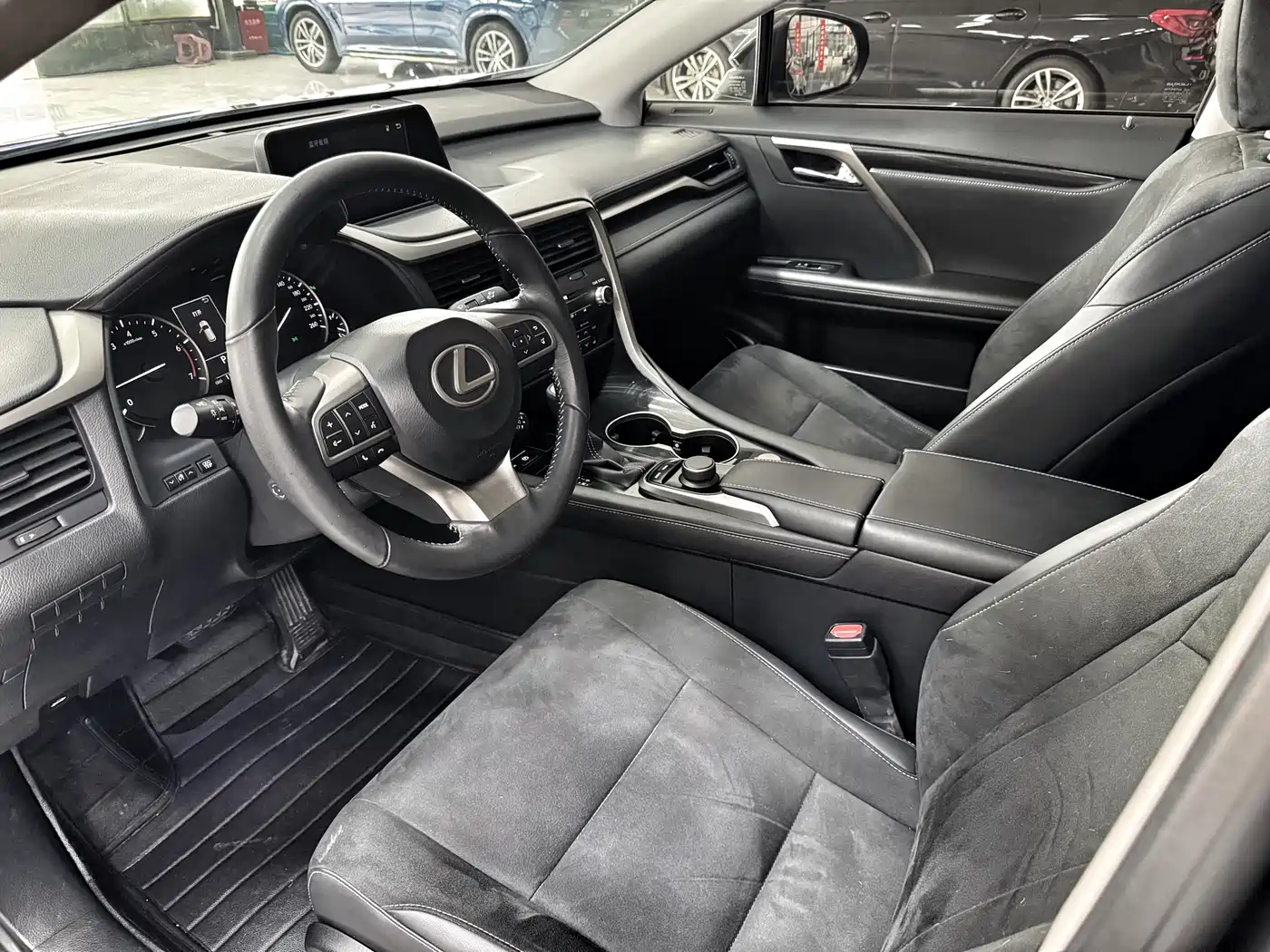 LEXUS RX