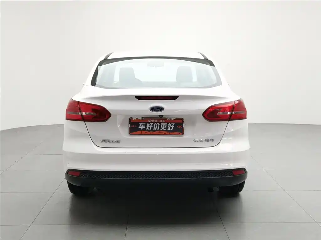 FORD FOX