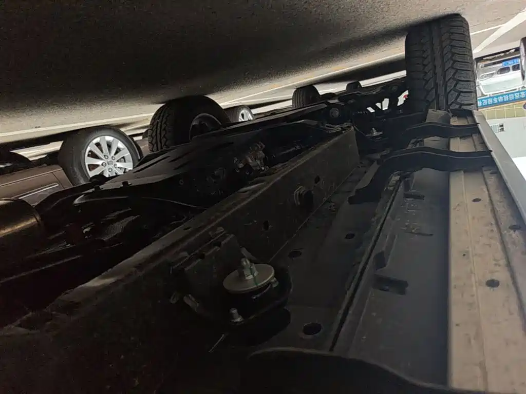 BAIC ORV Beijing Offroad BJ40 2024 2.0T Urban Hunter Glory Edition фото 22