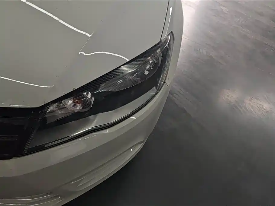 Volkswagen Jetta 2015 Quality Edition 1.4L Manual Fashion фото 5
