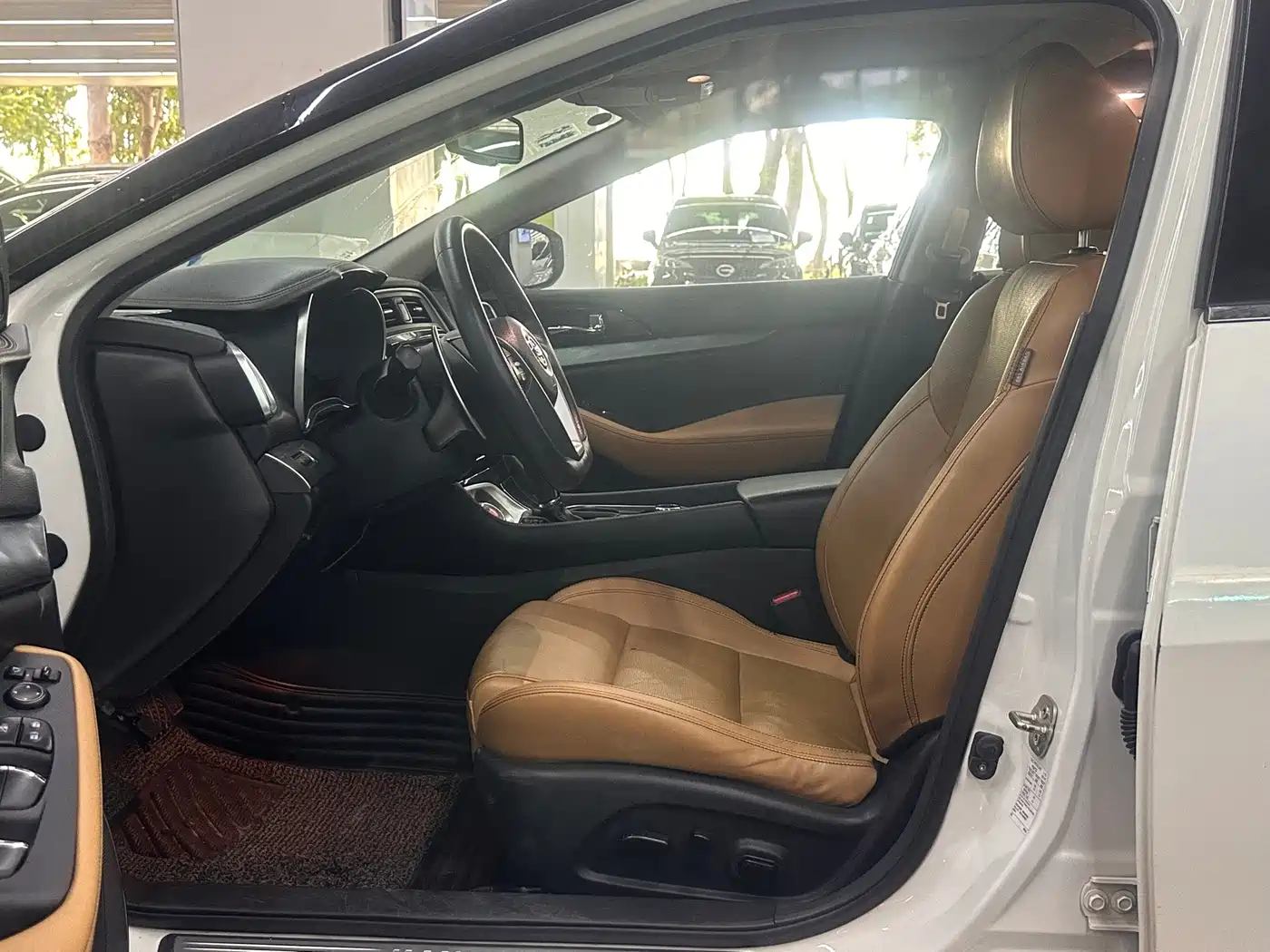 Nissan Cima 2019 2016 2.5L XL Luxury