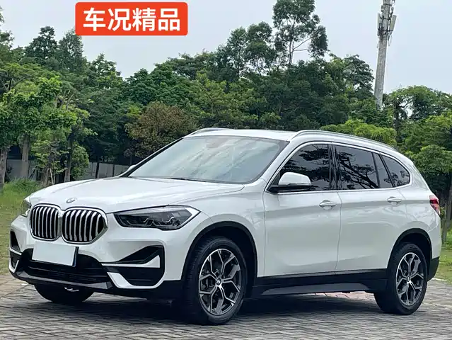BMW X1 2022 sDrive25Li Leading — фото 1