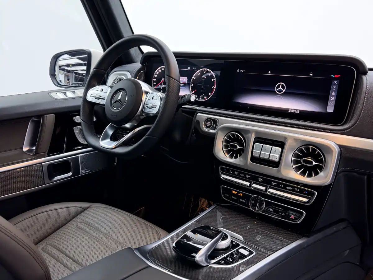 Mercedes-Benz G-Class 2022 G 500 фото 14