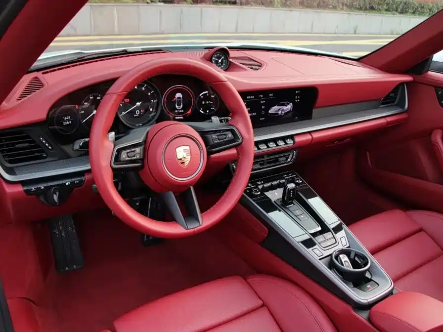 Porsche 911 2023 Carrera Cabriolet 3.0T фото 3