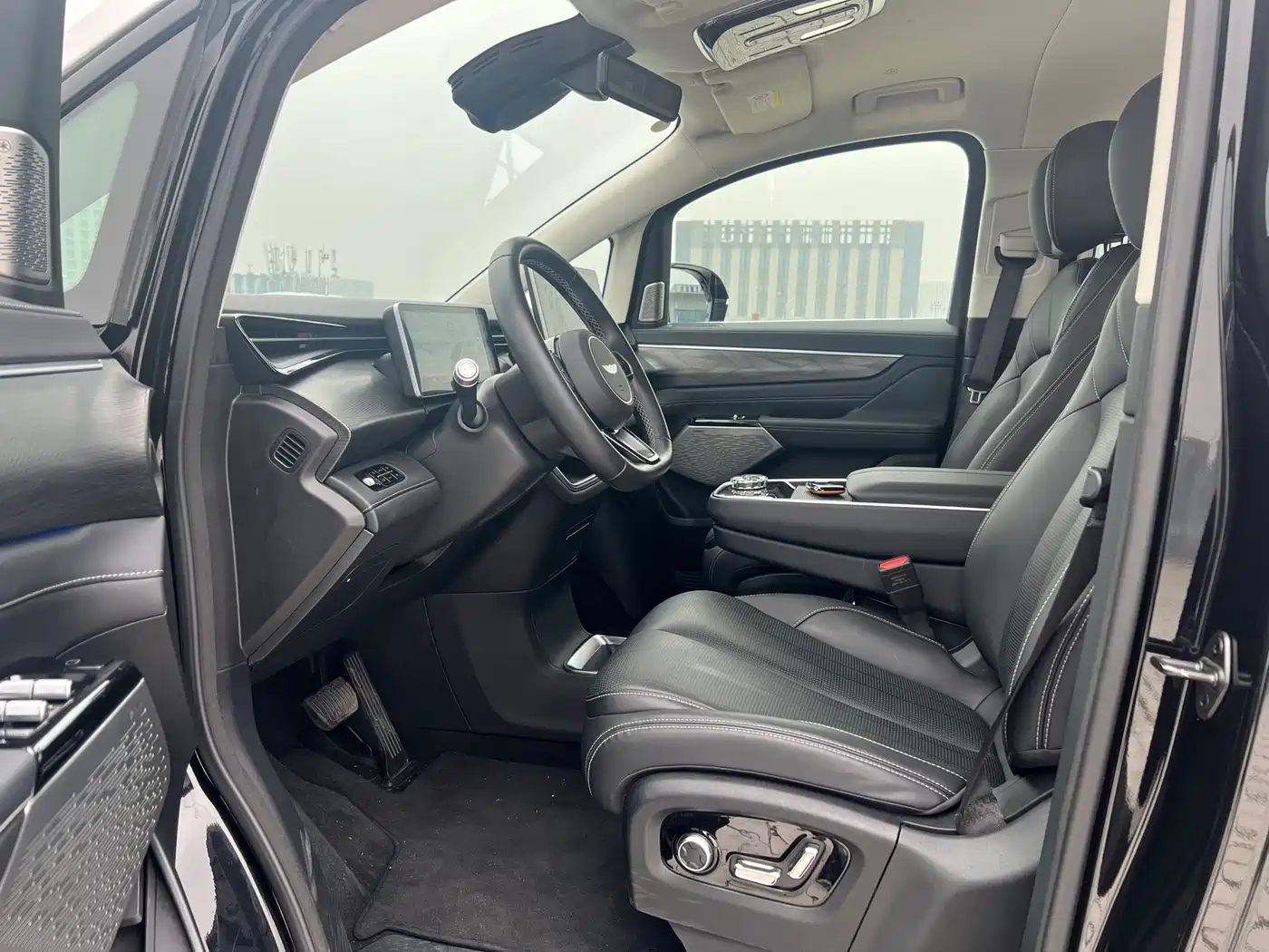 GEELY GALAXY WING TRUE L380